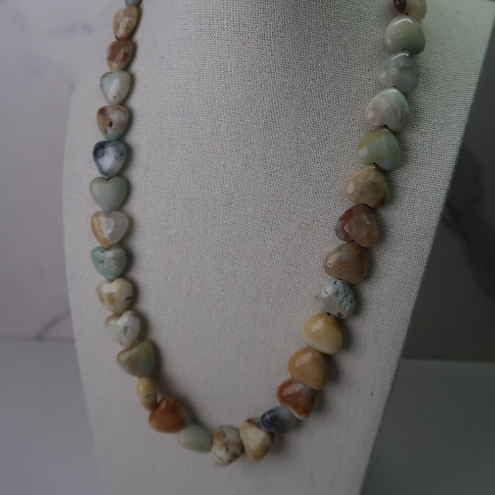🌟Natural Agate Heart Shape Beads Necklace 🌟